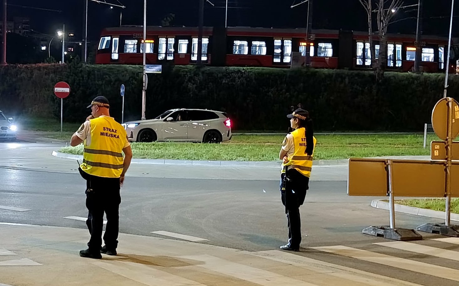 Częstochowscy strażnicy miejscy zabezpieczali imprezy związane z 34. Dniami Częstochowy oraz realizowali telefoniczne zgłoszenia 1