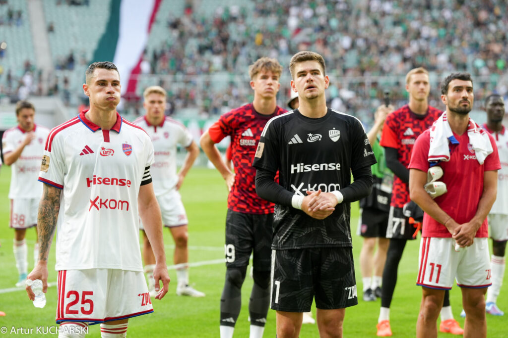 Po dwóch kolejkach PKO BP Ekstraklasy Raków jest bez punktu...[FOTO] 10