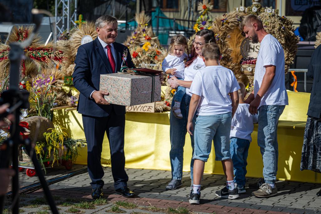 Najlepsi rolnicy i instytucje powiatu myszkowskiego - nagrody na Dożynkach! 8