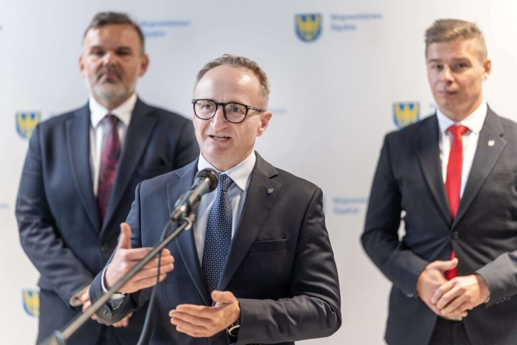 Wspólny, tańszy bilet miesięczny na pociągi i transport MPK Częstochowa już od 13 grudnia 2