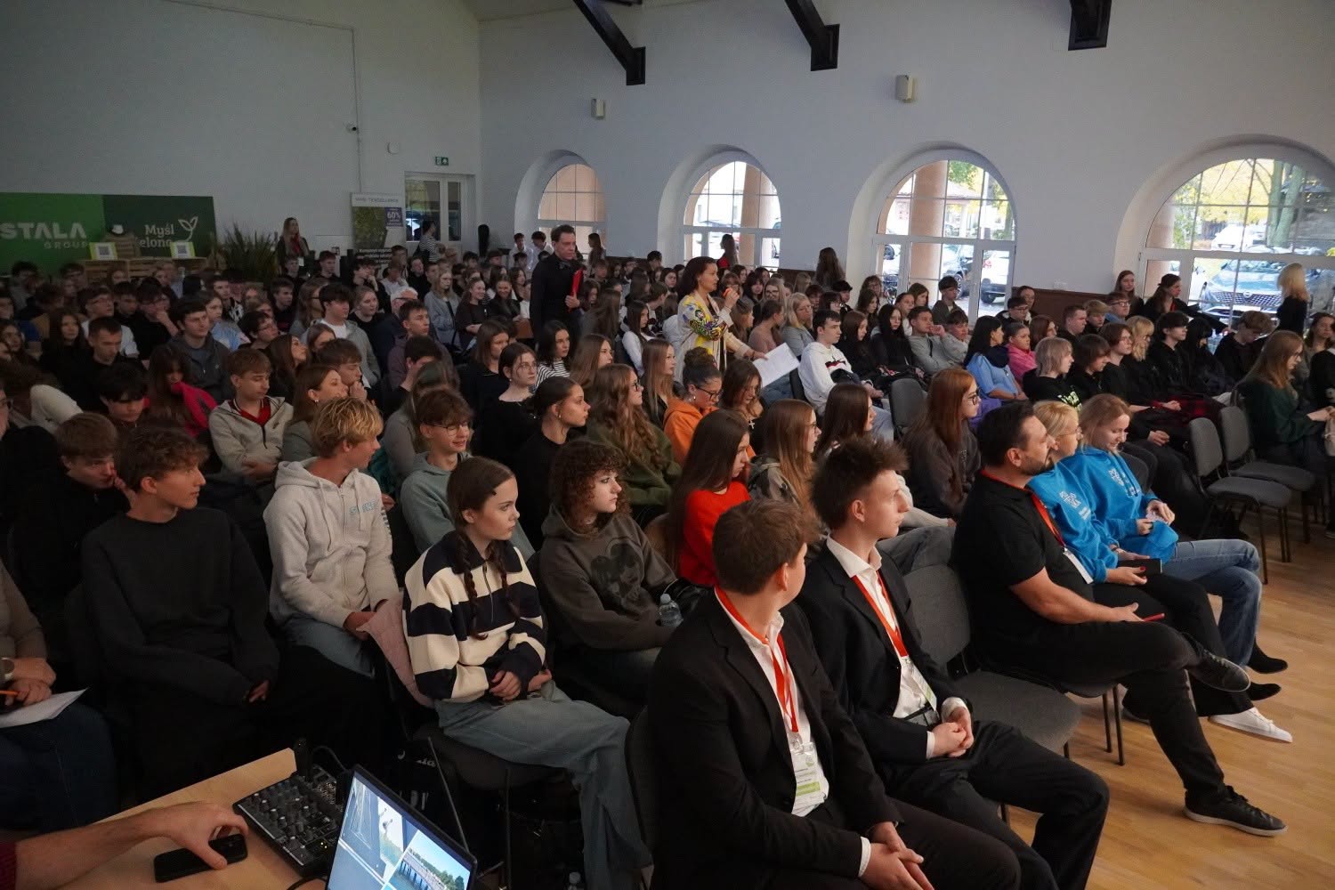 Ekologiczne ABC. Konferencja „Zielona Transformacja” – międzypokoleniowe spotkanie w Sienkiewiczu [wideo]