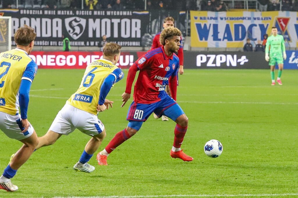 Raków po dogrywce i rzutach karnych awansował w Lublinie do 1/8 STS Pucharu Polski! Tarik Karić bohaterem, bo obronił dwa karne! 2