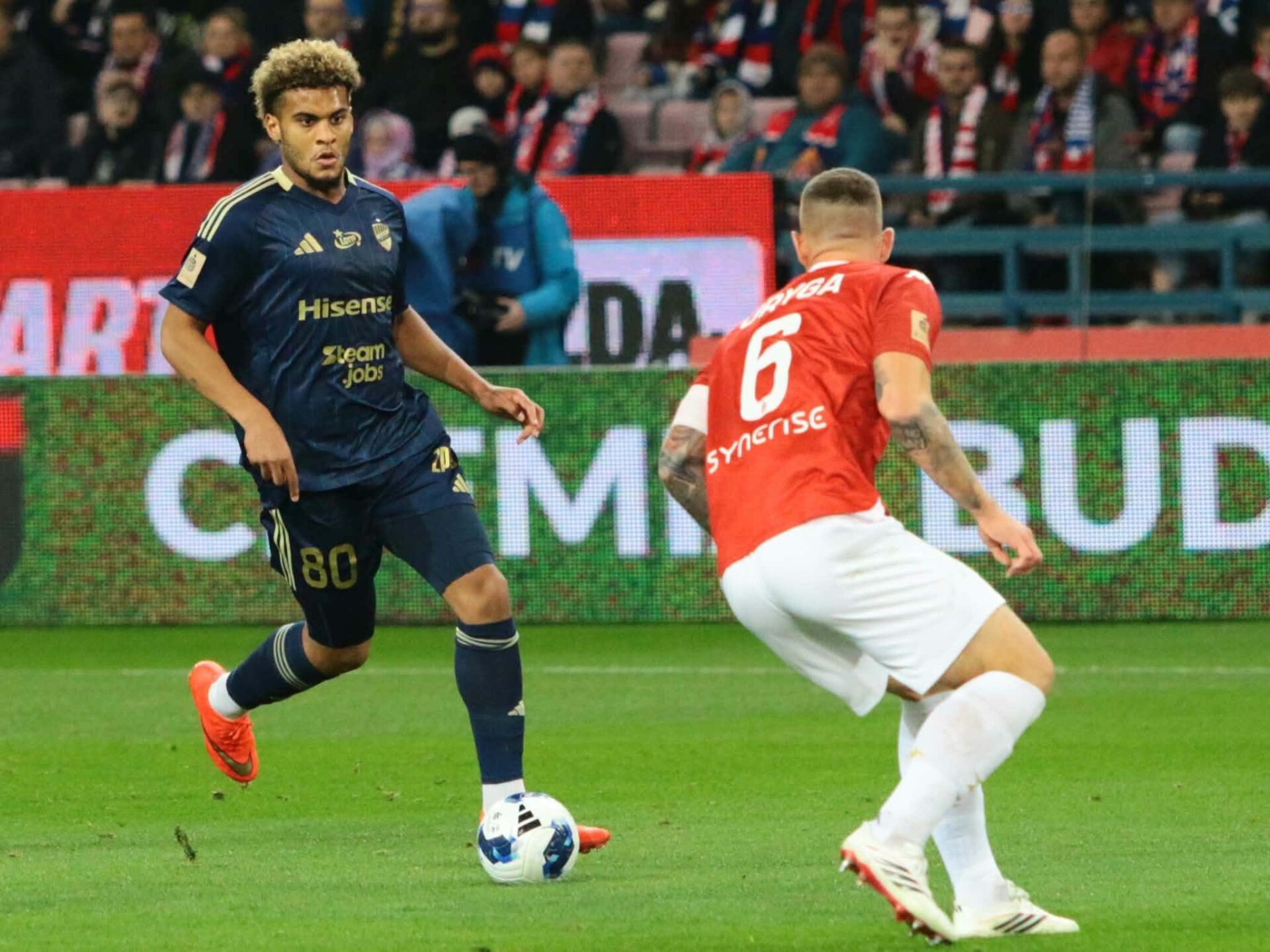 W Krakowie powinien być remis, jest stracona bramka w 10. minucie doliczonego czasu gry i porażka z Wisłą 1:2