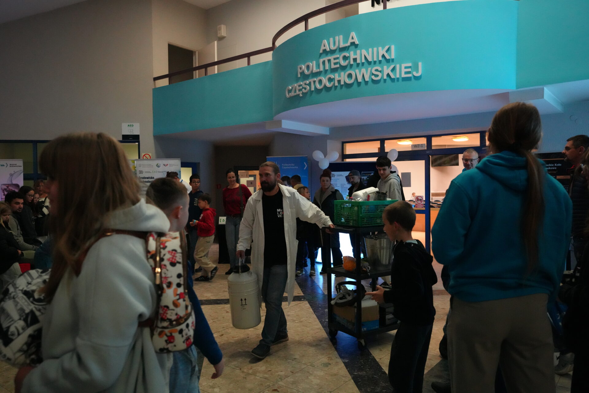 Ekologiczne ABC. Zielona transformacja i innowacje środowiskowe podczas Nocy Innowacji na Politechnice Częstochowskiej [fotorelacja]